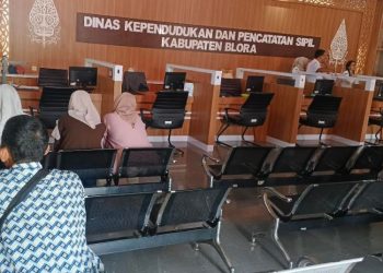 Dindukcapil Catat Penduduk Blora Didominasi Usia Kerja Gen Z dan Milenial