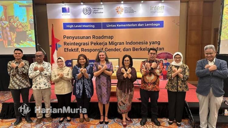 KP2MI Susun Roadmap Reintegrasi PMI, Dorong Sistem Terpadu Lintas Kementerian dan Lembaga - Harianmuria Pertemuan Lintas Kementerian dan Lembaga yang diselenggarakan Kementerian Pelindungan Pekerja Migran Indonesia (KP2MI) di Jakarta, Kamis (27/8/2026). (Dok. KP2MI)
