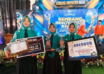 Keren! Siswa SMPN 1 Lasem Rembang Berhasil Bikin Teknologi Daur Ulang Limbah Batik