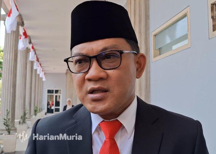 Pendapatan Daerah Berpotensi Defisit, Pemkot Semarang Pangkas Pos Belanja Rp300 M - Harianmuria Sekretaris Daerah Kota Semarang, Handi Priyanto, memberikan keterangan kepada awak media pada Jumat, 14 Agustus 2026. (Syahril Muadz /Harianmuria.com)