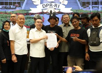 Wakil Ketua DPR RI Sufmi Dasco Ahmad saat menerima audiensi AMPB di Gedung Nusantara, Kompleks Parlemen, Senayan, Jakarta, Kamis (27/8/2026). (Dok. DPR RI)