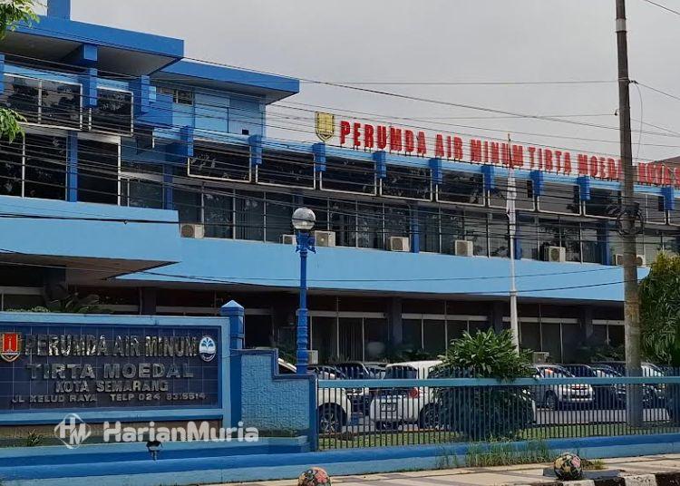 Pajak Air Tanah Naik 400 Persen, DPRD Semarang Dorong Industri Beralih ke PDAM - Harianmuria Kantor PDAM Kota Semarang. (Syahril Muadz/Harianmuria.com)