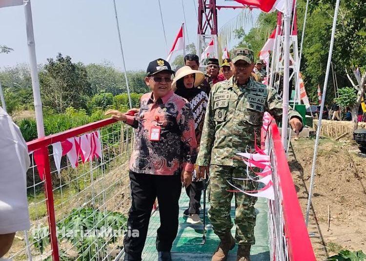 Jembatan Perintis Garuda di Grobogan Diresmikan, Mudahkan Akses Cingkrong-Karangpaing - Harianmuria Peresmian Jembatan Gantung Perintis Garuda yang menghubungkan Desa Cingkrong, Kecamatan Purwodadi, dengan Desa Karangpaing, Kecamatan Penawangan, Kabupaten Grobogan, Kamis, 13 Agustus 2026. (Dok. Pribadi/Harianmuria.com)