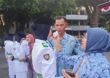 Momen Haru Pengukuhan Paskibraka Kudus 2026, Tangis Para Pasukan Pecah - Harianmuria Momen Haru Pengukuhan Paskibraka Kudus 2026, Tangis Para Pasukan Pecah