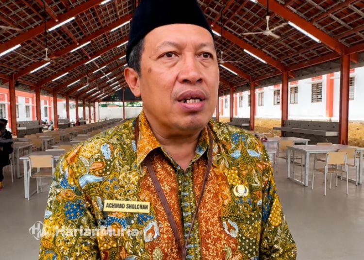 Pemkab Rembang Akan Kumpulkan Guru PJOK Usai Siswi SMP Meninggal saat Pelajaran Olahraga - Harianmuria Kepala Dindikpora Kabupaten Rembang, Achmad Solchan. (Dok. Pemkab Rembang/Harianmuria.com)