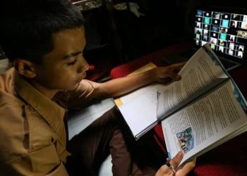 Siswa di Jakarta mengikuti Pembelajaran Jarak Jauh (PJJ). (Antara/Harianmuria.com)
