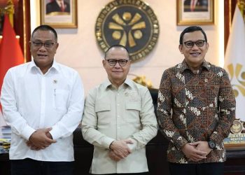 Menteri P2MI Mukhtarudin (tengah) pada acara satu tahun kepemimpinan di Kantor KP2MI, Selasa (8/9/2026). (Dok. KP2MI)