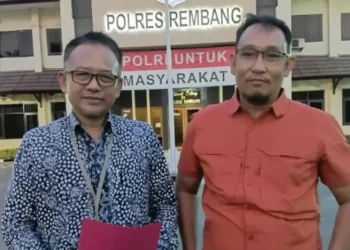 Usai Dugaan Penipuan, Kades di Kragan Rembang Kembali Dilaporkan terkait TPPO - Harianmuria Usai Dugaan Penipuan, Kades di Kragan Rembang Kembali Dilaporkan terkait TPPO