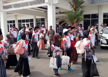 Kontingen Kendal Berangkat ke Tegal Ikuti Porsadin Jateng, Wabup Pesan Beri Penampilan Terbaik