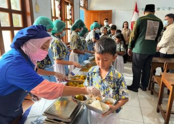 Uji Coba MBG Prasmanan di Jepara, Penyajian hingga Keamanan Pangan Jadi Perhatian