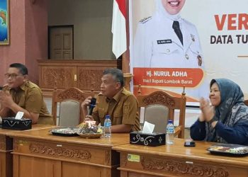 Bimtek Verifikasi dan Validasi DTSEN Desil Nol yang diselenggarakan Dinsos PPPA Kabupaten Lombok Barat di Aula Kantor Bupati Lombok Barat, Senin (12/10/2026). (Istimewa)